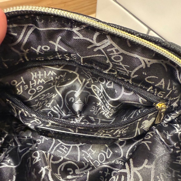 BETSEY JOHNSON Be Mine Mini Crossbody Handbag Black Quilted Hearts Bow & Charm - Picture 9 of 16